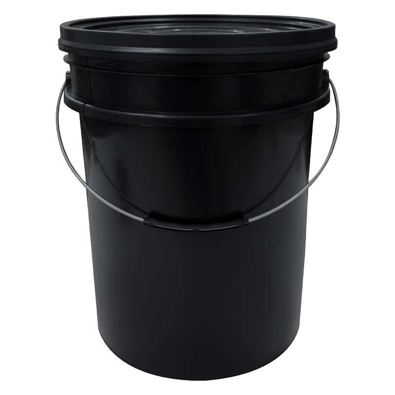 Balde plástico 20 litros preto